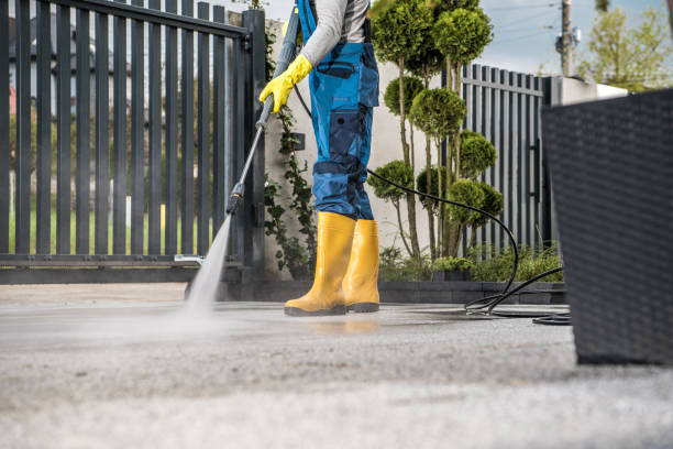 Best Commercial Pressure Washing  in Manhattan, IL
